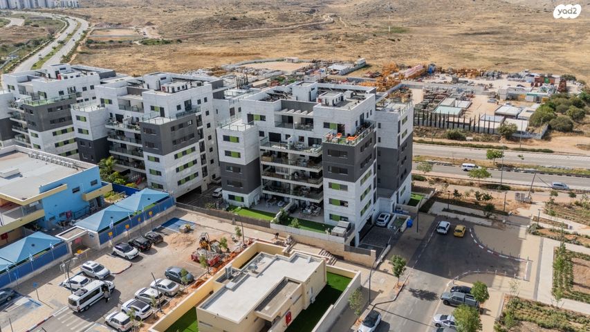 דירת גן, פסגות אפק, ראש העין