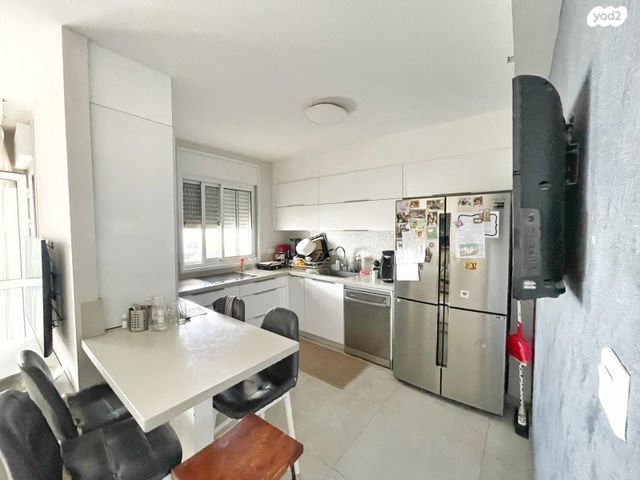 דירה, ירח אב 13, הכרמים, מודיעין מכבים רעות