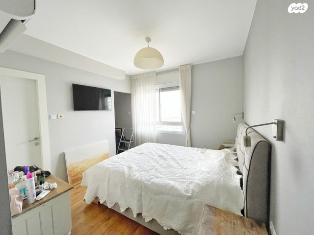 דירה, ירח אב 13, הכרמים, מודיעין מכבים רעות