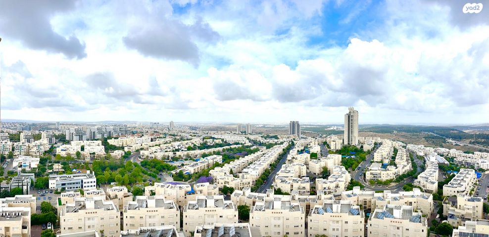 דירה, ירח אב 13, הכרמים, מודיעין מכבים רעות