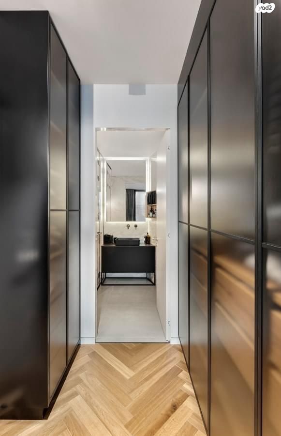 דירת גן, שדרות מסריק 15, הצפון הישן - דרום, תל אביב יפו