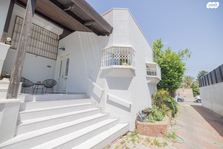 בית פרטי/ קוטג', קרית אתא