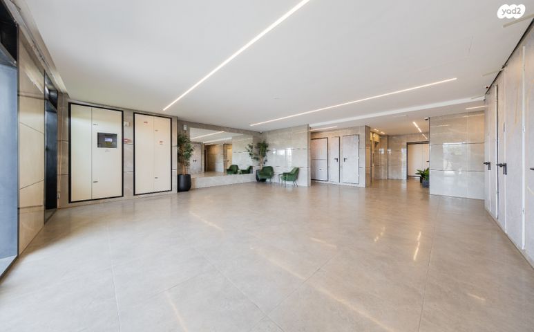 דירת גן, פסגות אפק, ראש העין