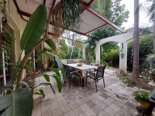 בית פרטי/ קוטג', פרדס חנה כרכור