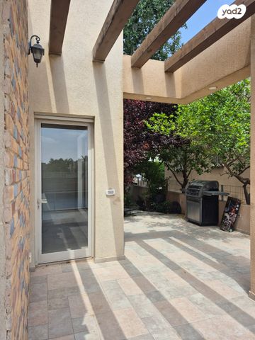 בית פרטי/ קוטג', שדרות אלון, גבעות בר