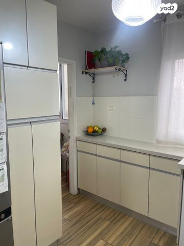 דירה, המרי העברי, קרית גת