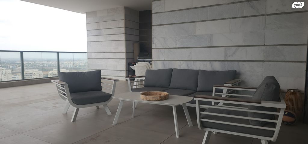 גג/ פנטהאוז, שדרות הרב משה שמואל שפירא, פארק המושבה, באר יעקב