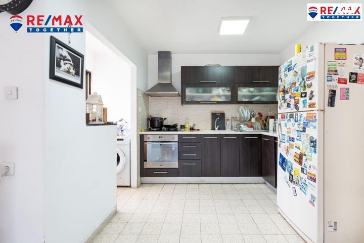 דירה, צפניה הנביא, רובע י', אשדוד