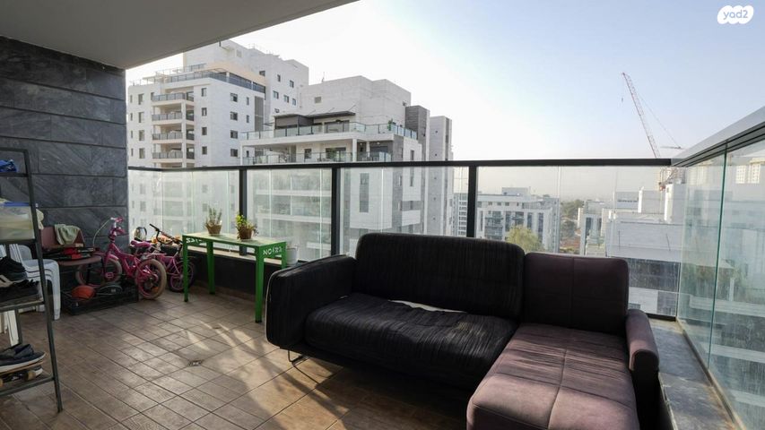 דירה, הבה"דים, ראשון לציון