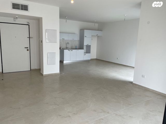 דירה, משה רינת 4, קרית רבין, חולון