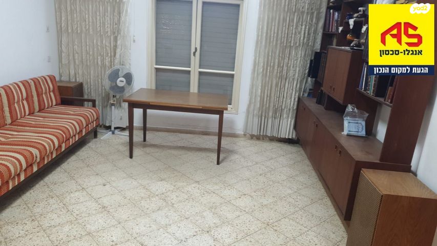 קיבוץ גלויות 