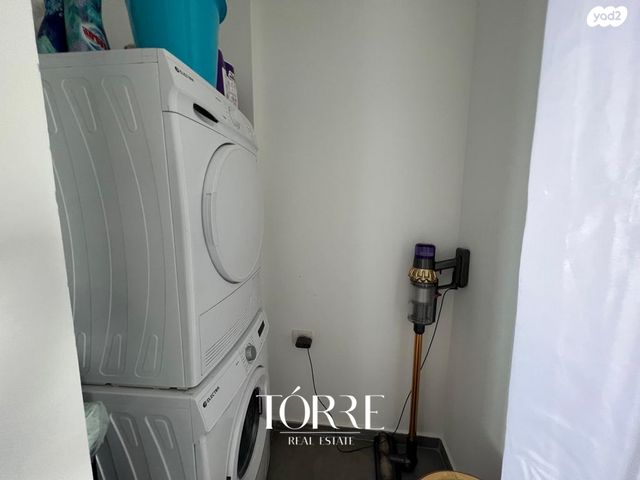 דירה, דרך מנחם בגין 160, מונטיפיורי, הרכבת, תל אביב יפו