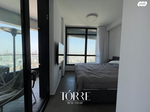 דירה, דרך מנחם בגין 160, מונטיפיורי, הרכבת, תל אביב יפו