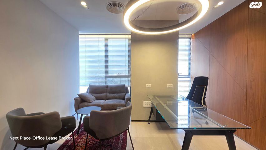 משרדים, יגאל אלון, תל אביב יפו