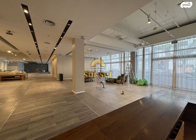 אולמות, קומבה 10, אזור תעשיה, חדרה