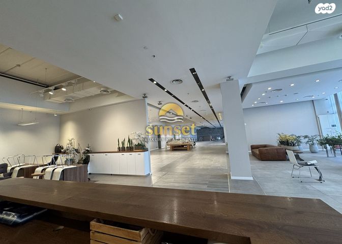 אולמות, קומבה 10, אזור תעשיה, חדרה