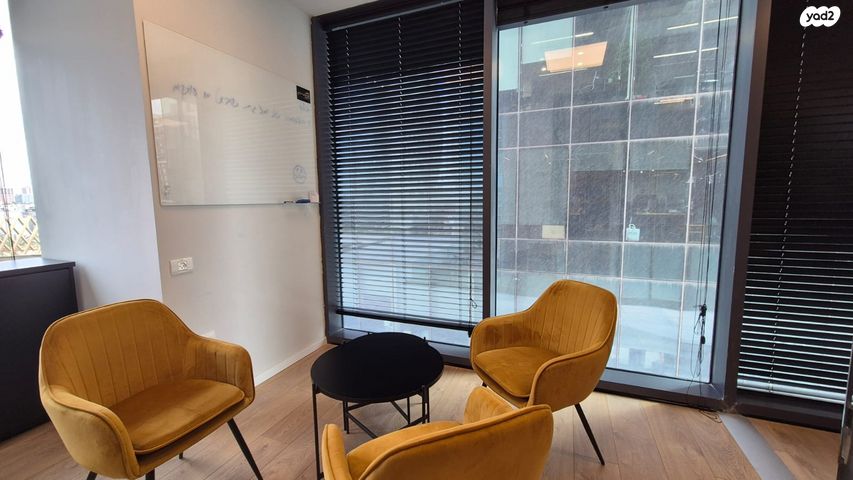 משרדים, הארבעה 28, תל אביב יפו