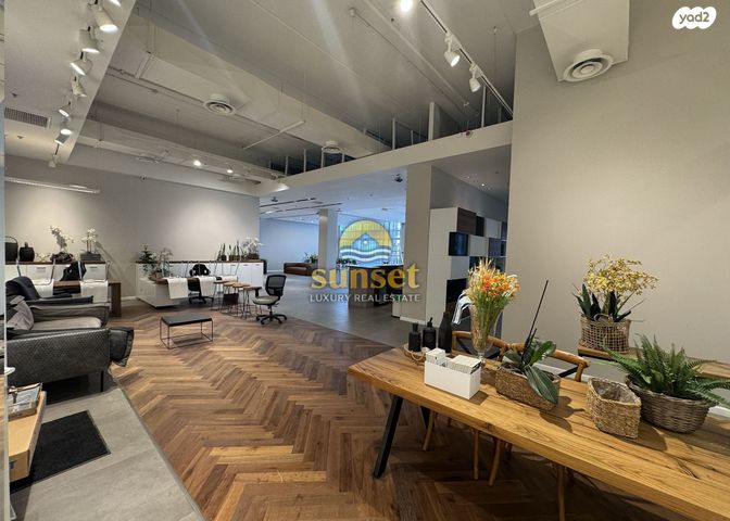 אולמות, קומבה 10, אזור תעשיה, חדרה