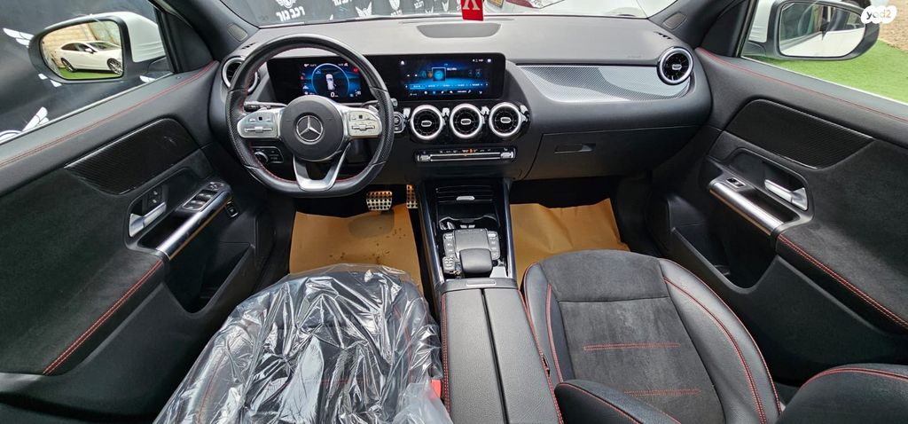 מרצדס-בנץ GLA