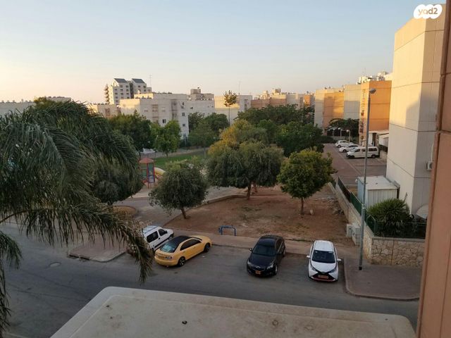 יציאת תש"ז 1