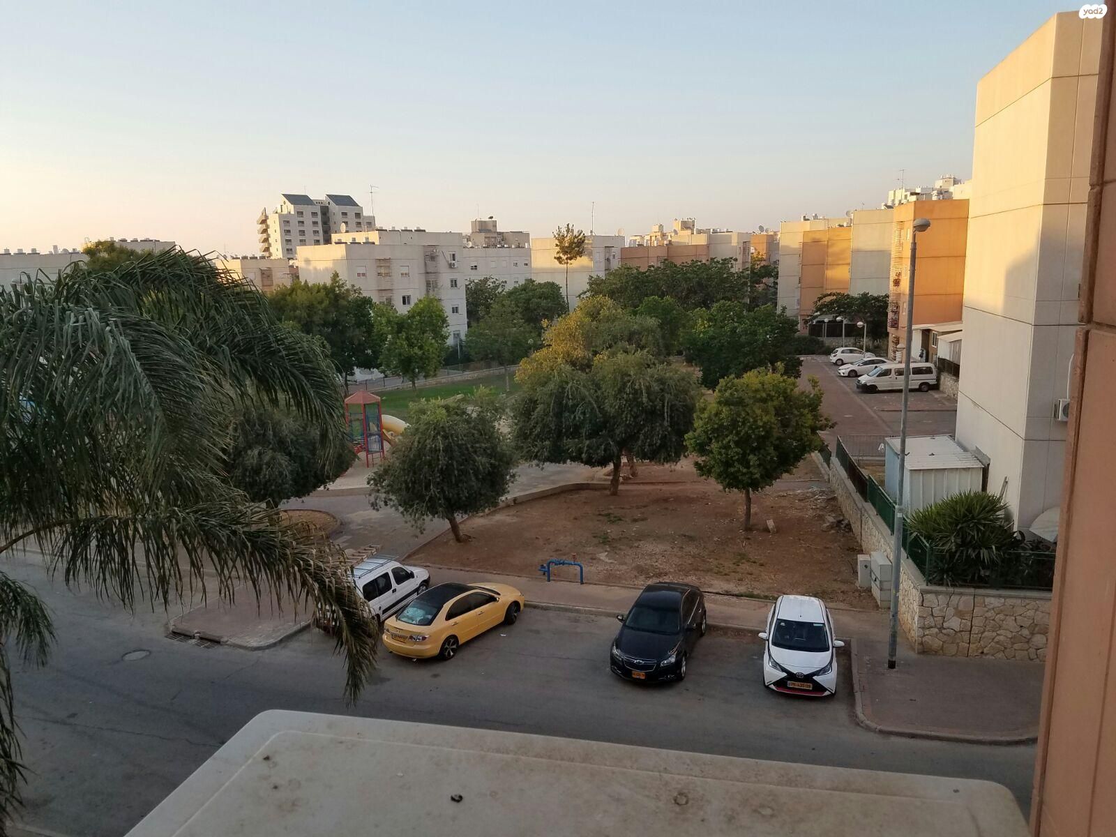 יציאת תש"ז 1