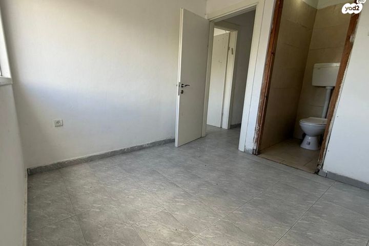 דירה, האורן 11, רמות ויצמן, יבנה