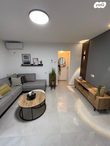 דירה, דרך המשחררים, שכונה א', באר שבע