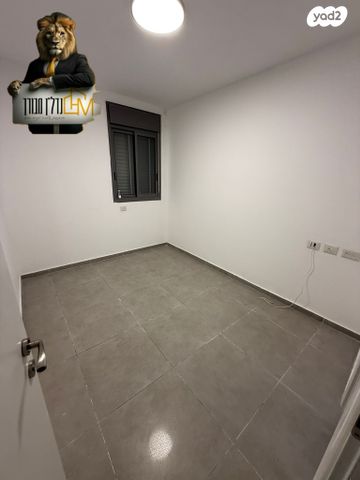 דירת גן, נתיבות