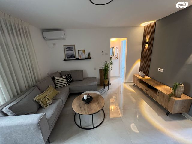 דירה, דרך המשחררים, שכונה א', באר שבע