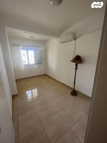 דירה, בורלא, שכונה ה', באר שבע