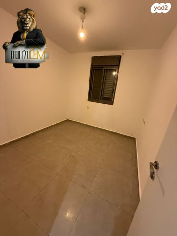 דירת גן, נתיבות