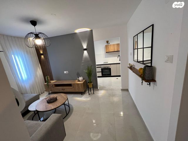 דירה, דרך המשחררים, שכונה א', באר שבע