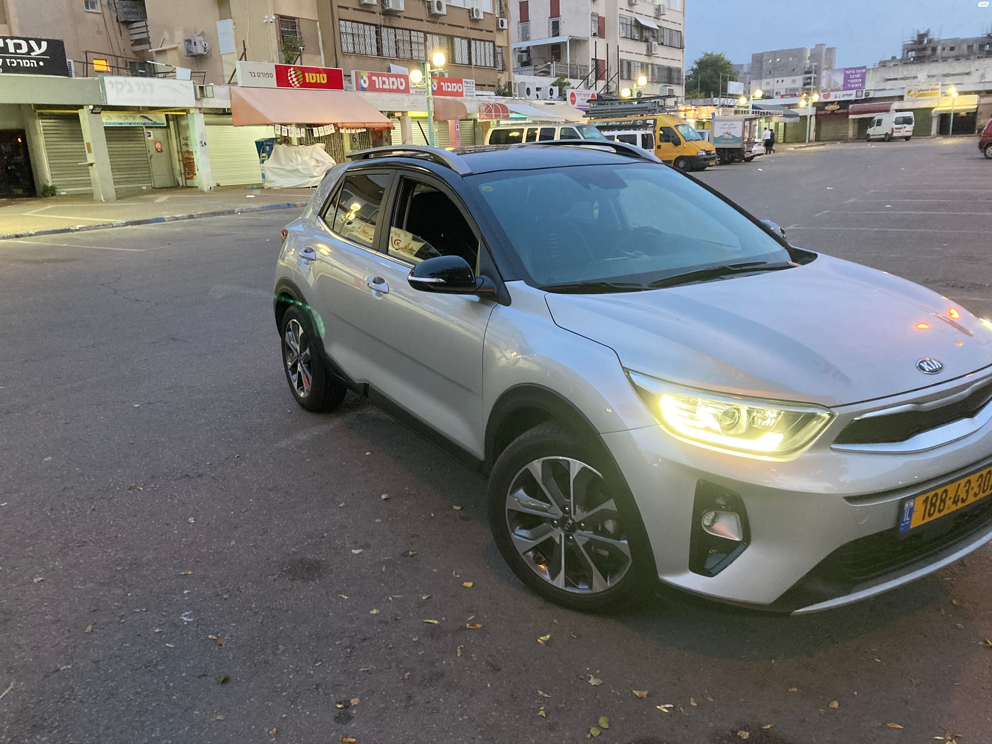 מודעת רכב קיה סטוניק
