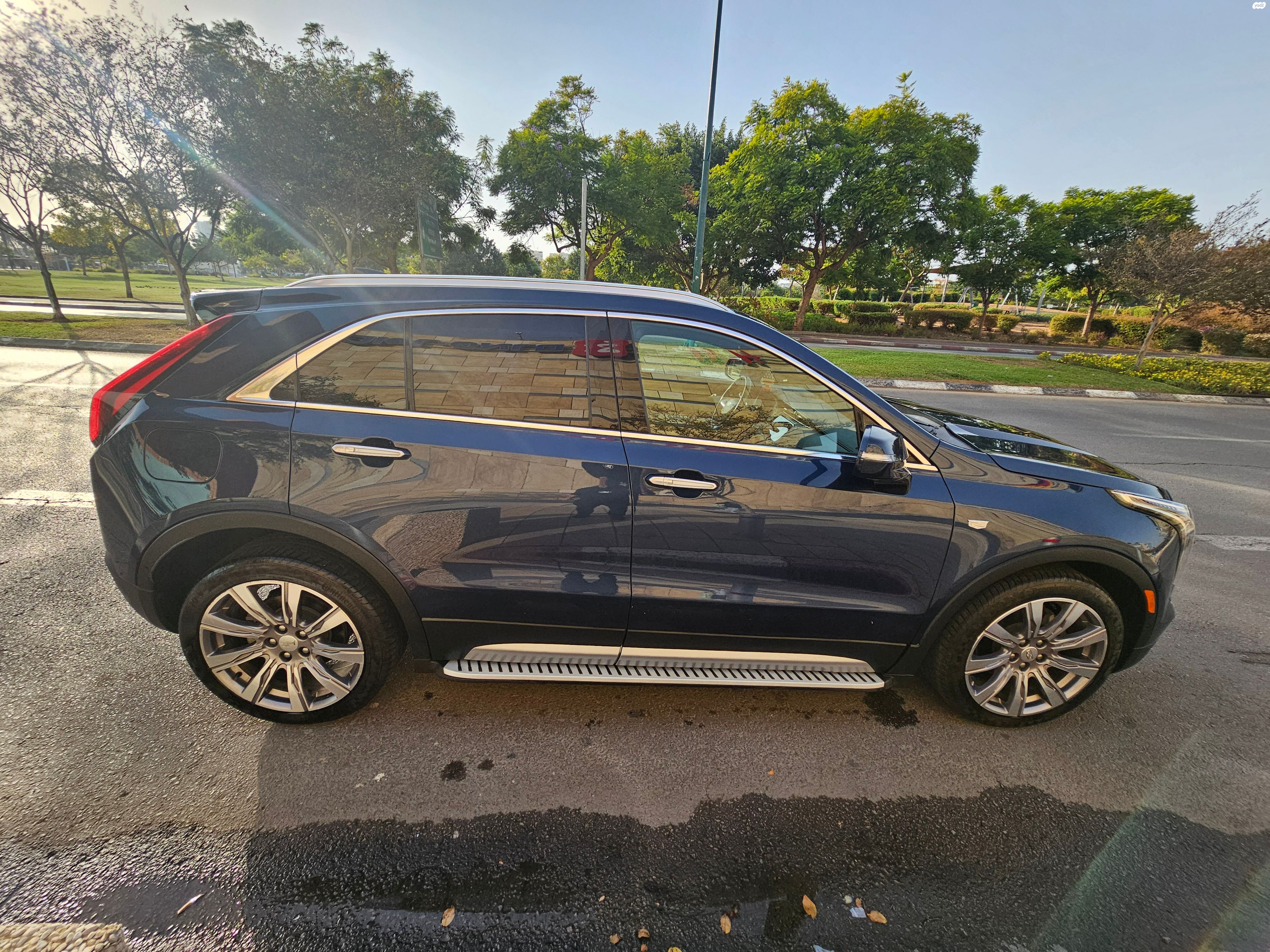 מודעת רכב קאדילק XT4 2