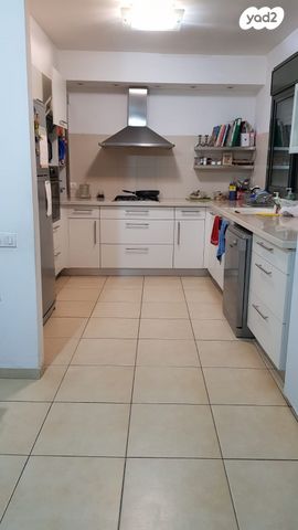 גג/ פנטהאוז, אודם 13, נוף הדר, כפר יונה