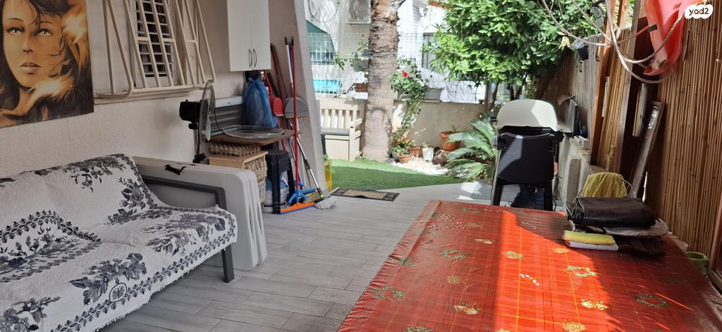 דירת גן, האירוס 7, נאות הדרים (חבצלת הצעירה), קרית עקרון