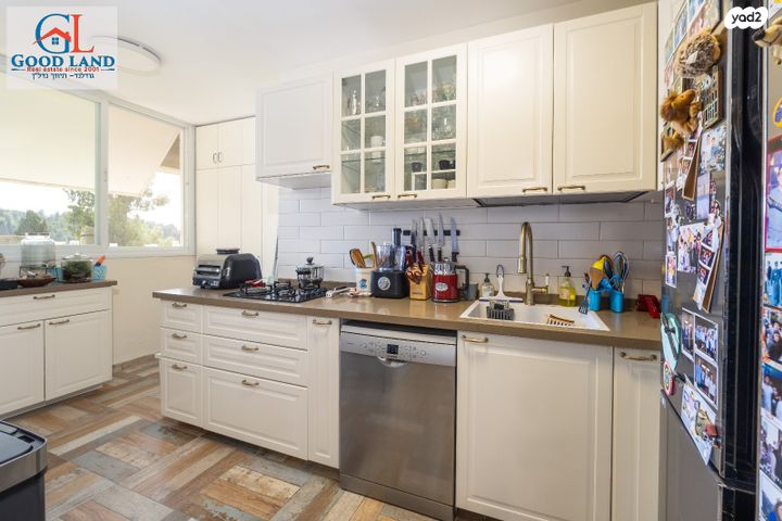 דירה, שדרות הרצל 114, בית הכרם, רמת בית הכרם, ירושלים