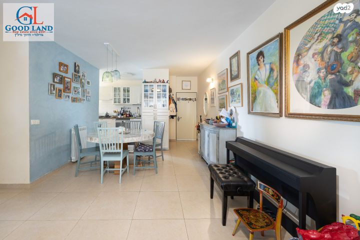 דירה, שדרות הרצל 114, בית הכרם, רמת בית הכרם, ירושלים