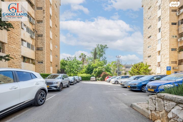 דירה, שדרות הרצל 114, בית הכרם, רמת בית הכרם, ירושלים