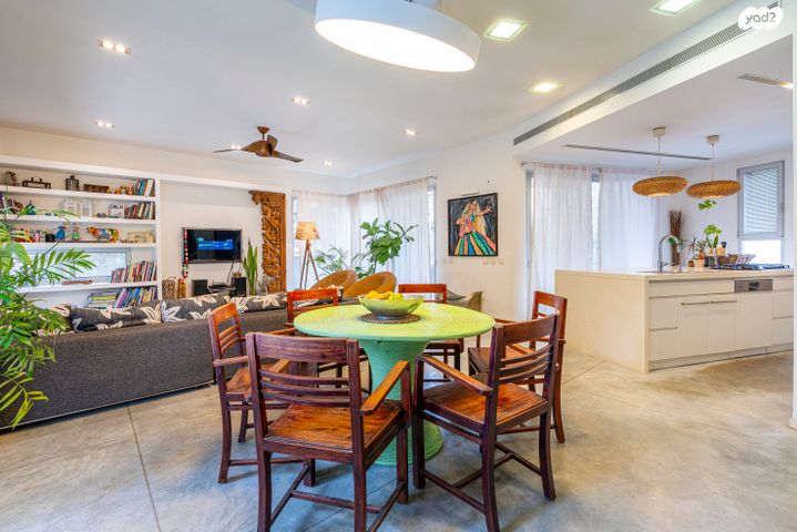 דו משפחתי, להבות חביבה