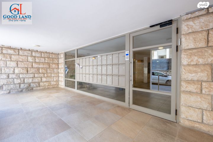 דירה, שדרות הרצל 114, בית הכרם, רמת בית הכרם, ירושלים