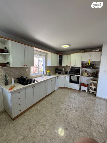 דירת גן, כליל החורש, הנחלים, מודיעין מכבים רעות