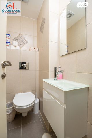 דירה, שדרות הרצל 114, בית הכרם, רמת בית הכרם, ירושלים