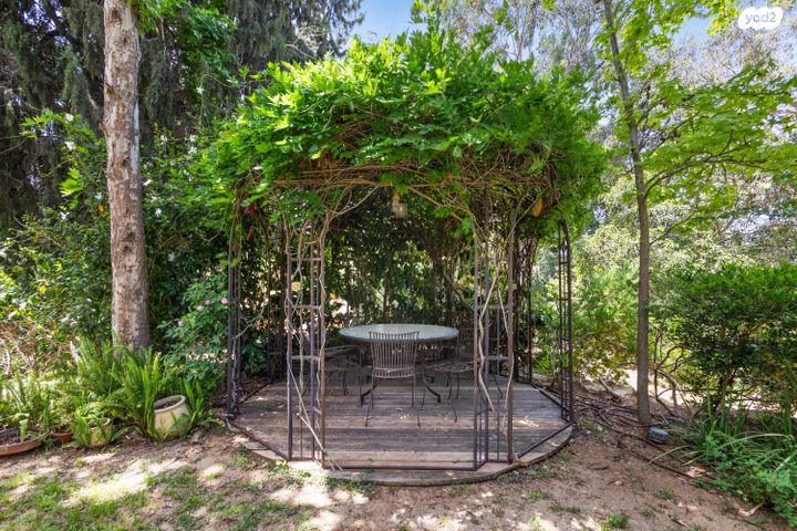 בית פרטי/ קוטג', הברוש, שדה ורבורג