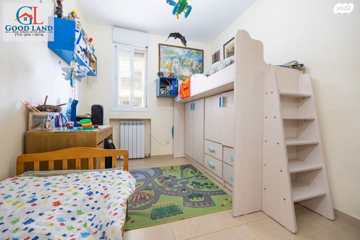 דירה, שדרות הרצל 114, בית הכרם, רמת בית הכרם, ירושלים