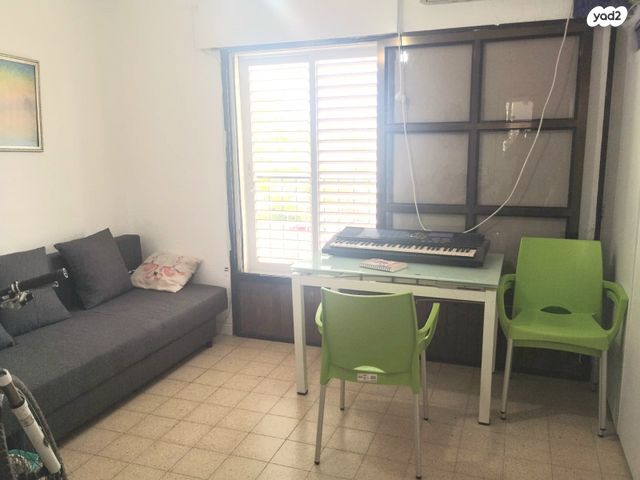 דירה, אסף שמחוני, אחדות, פתח תקווה