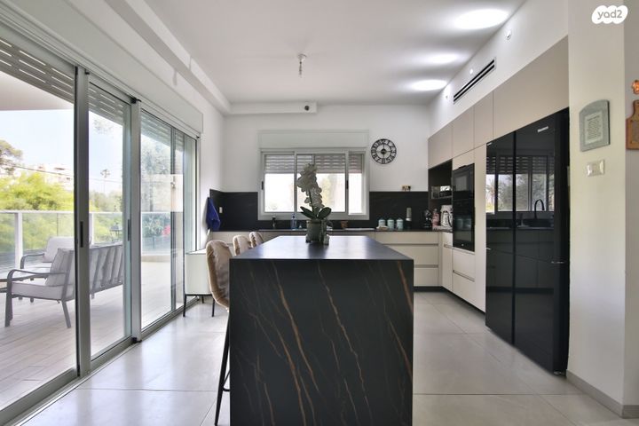 דירה, הדקלים, קרית אתא