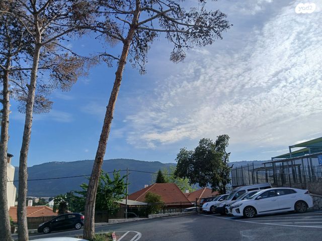 דו משפחתי, רכסים, רכסים