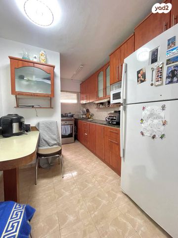 ז'בוטינסקי 39