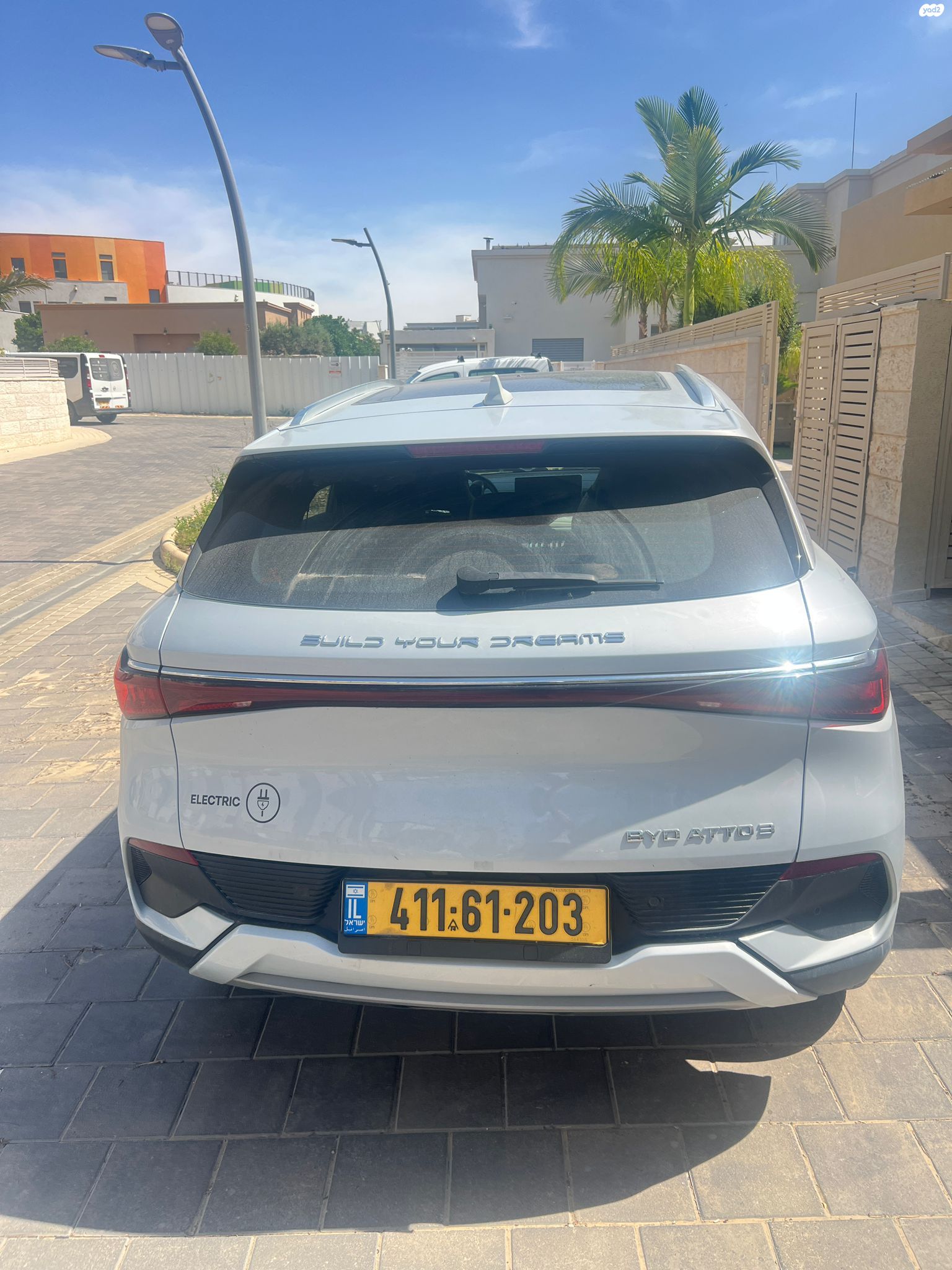 מודעת רכב בי.ווי.די אטו 3